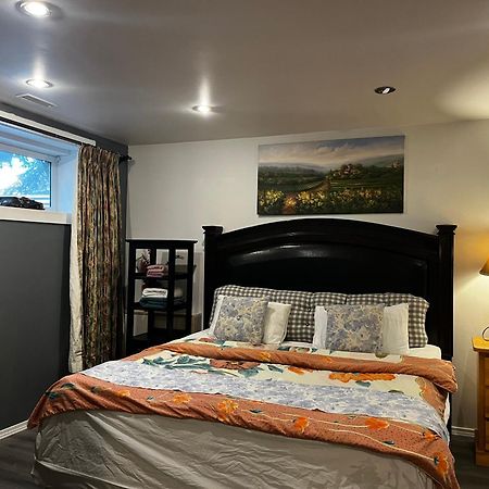Hidden Valley New Basement Suite With Private Bathroom! YYC Екстериор снимка