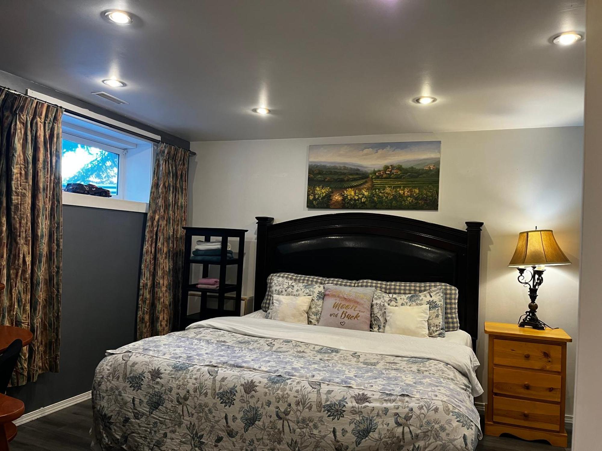 Hidden Valley New Basement Suite With Private Bathroom! YYC Екстериор снимка