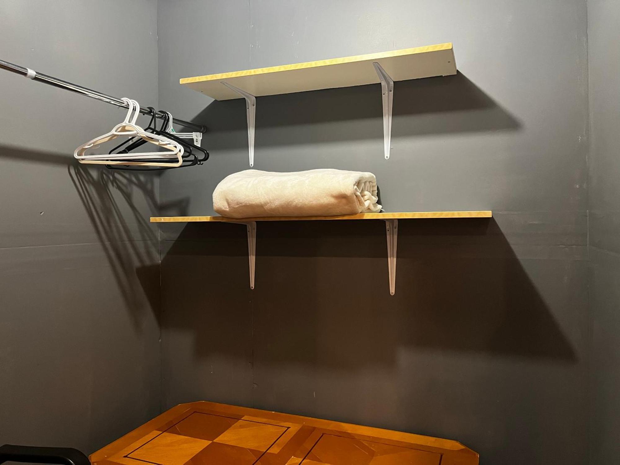 Hidden Valley New Basement Suite With Private Bathroom! YYC Екстериор снимка
